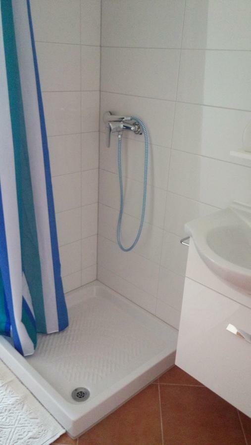 Rooms Agroturizam Romano Buje Bagian luar foto
