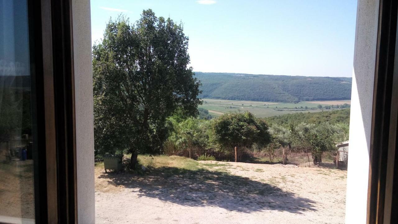 Rooms Agroturizam Romano Buje Bagian luar foto