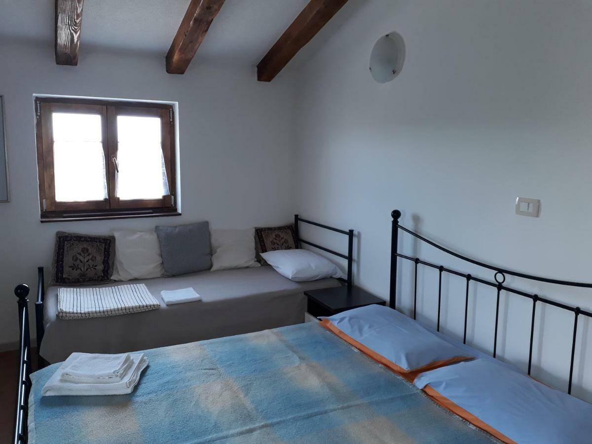 Rooms Agroturizam Romano Buje Bagian luar foto